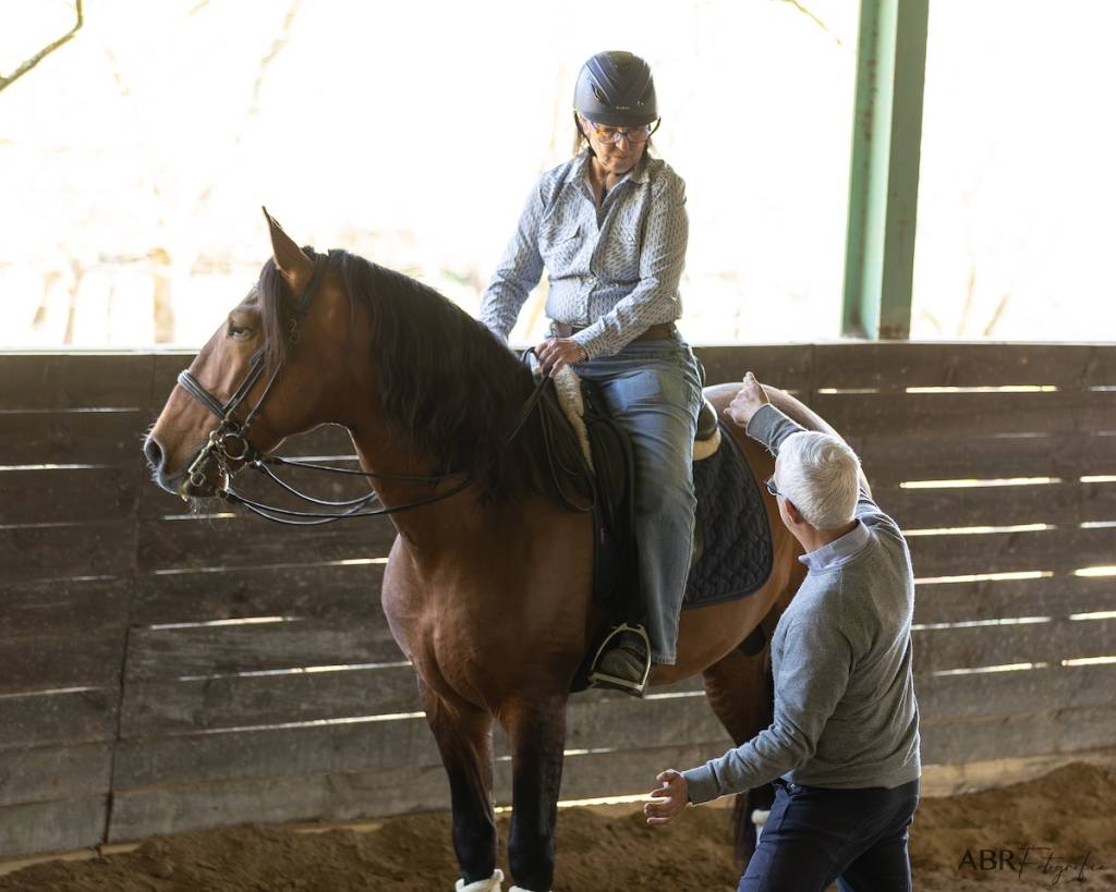Student Val learning at Lusitano Heritage with Nuno Cavaco