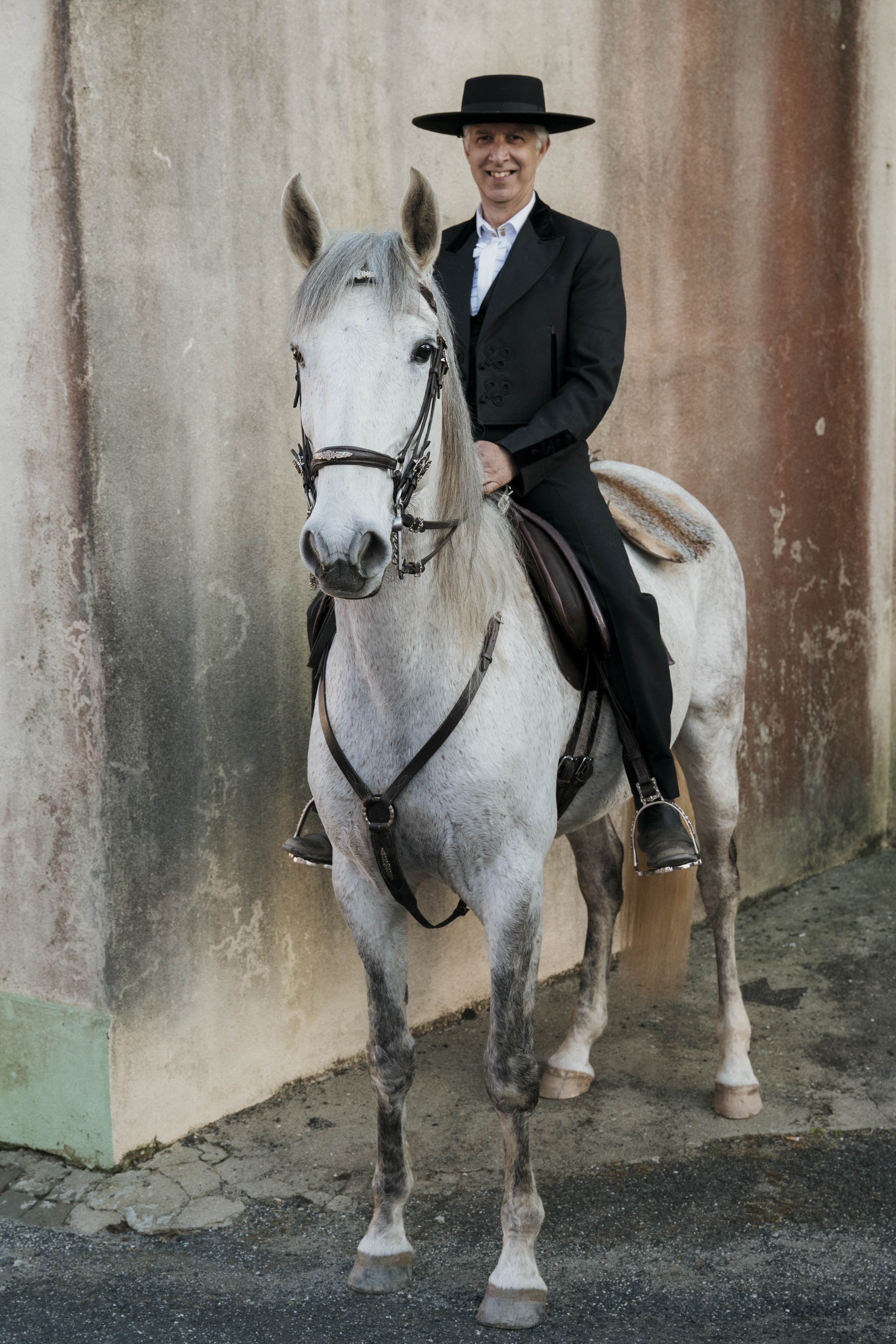 Nuno Cavaco riding lusitano nobre on a lusitano heritage photo shoot with Lena Saugen Photographer